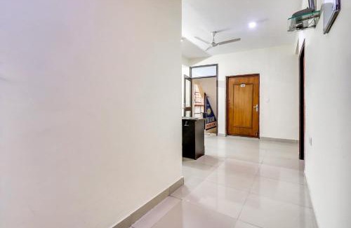 D6 Hotel | Hotel O Red Rose Residency
