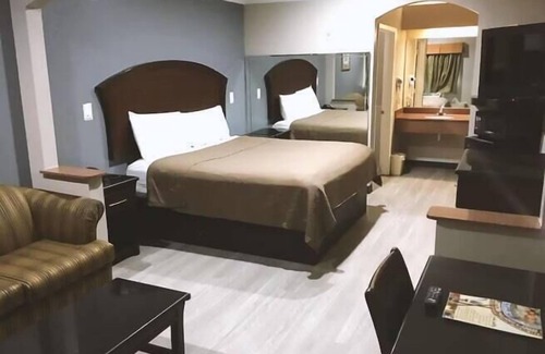 Greater Greenspoint Hotel | Hotel O Regency Suites Houston - IAH Beltway 8