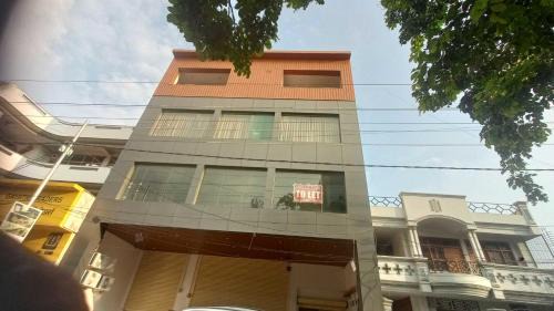 Kanpur Hotel | HOTEL O SOUTHTOWN