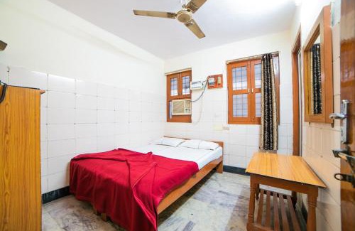 Secunderabad Hotel | Hotel O Sree Radha Lodge Near Snow World