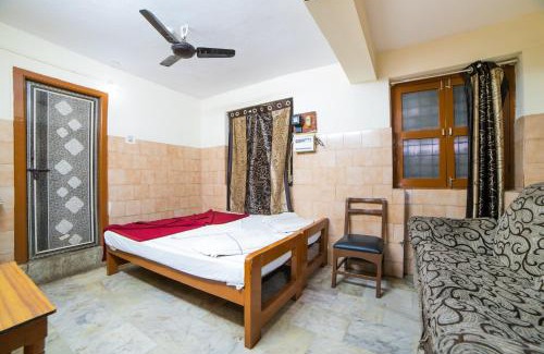 Secunderabad Hotel | Hotel O Sree Radha Lodge Near Snow World