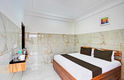Noida Hotel | HOtel O The Clarks Inn
