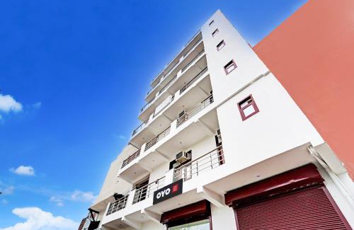 Noida Hotel | HOtel O The Clarks Inn