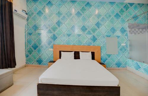 Aligarh Hotel | Hotel O The Royals Inn