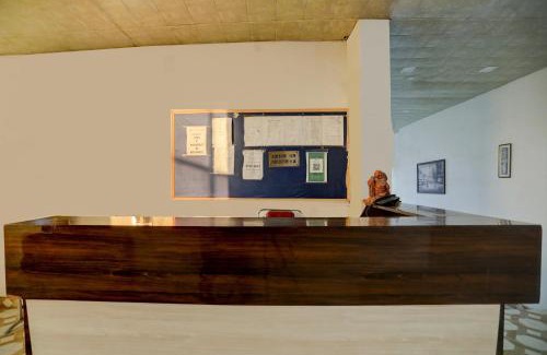 Aligarh Hotel | Hotel O The Royals Inn