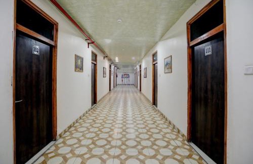 Aligarh Hotel | Hotel O The Royals Inn