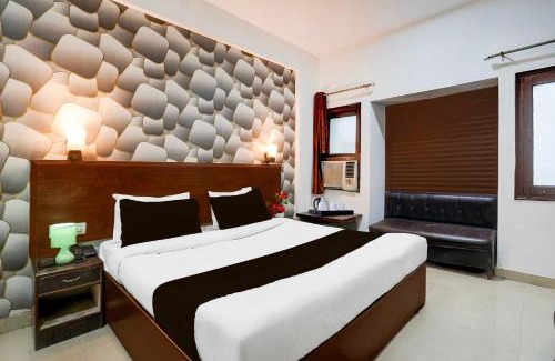 Taj Ganj Hotel | Hotel O Tourist Complex Area