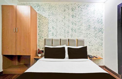 Delhi Hotel | Hotel O Twamev Residency