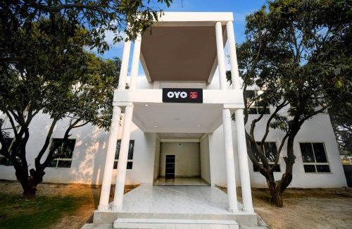 Malihabad Hotel | HOTEL O VATIKA & RESORTS