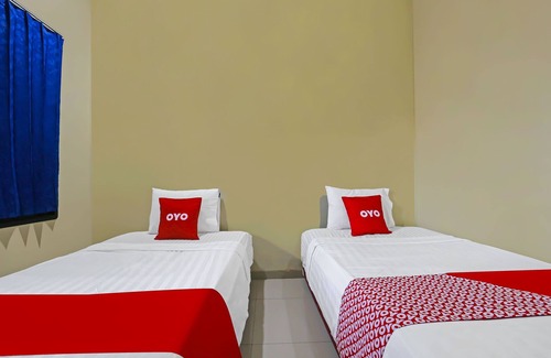 Pekalongan Hotel | Hotel O Wahidin Guesthouse