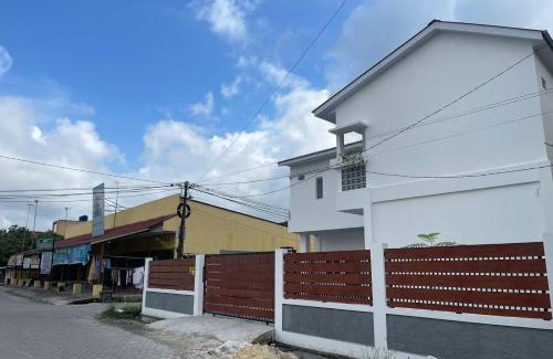 Pekanbaru Hotel | Hotel O White House SyariahNearOYO 93457 White House Syariah
