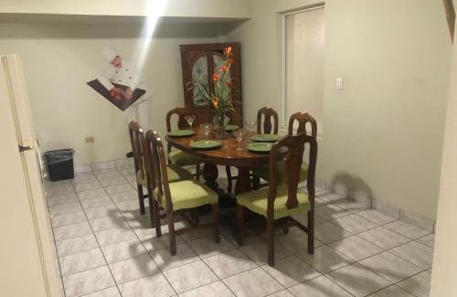 Delicias Bed & Breakfast | Hotel oasis suites