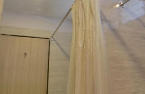 Surat Hotel | Hotel Oasis Surat