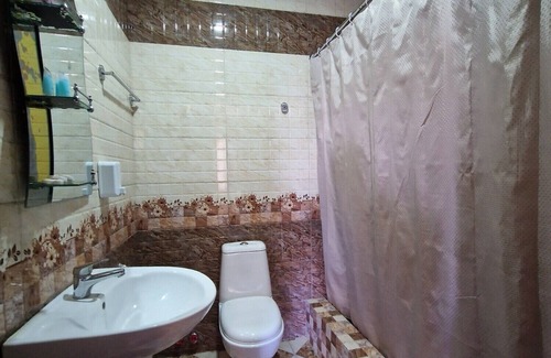 Tsqaltubo Hotel | Hotel Oasis Villa
