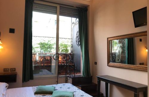Rione IV Campo Marzio Hotel | Hotel OKAPI