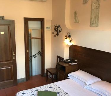 Rione IV Campo Marzio Hotel | Hotel OKAPI