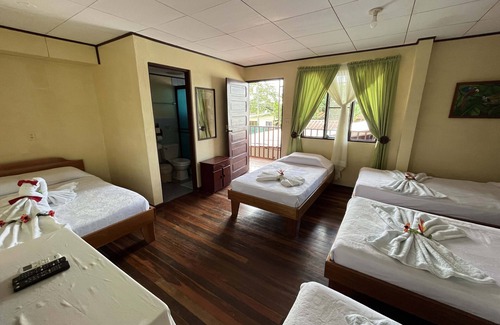 Sierpe Hotel | Hotel Oleaje Sereno