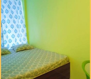 Varanasi Hotel | HOTEL"OM-SAI-PAYING"Near Kashi Vishwanath Temple - Provided Budget Rooms With Wi-fi Facility - Best Guest House In Varanasi