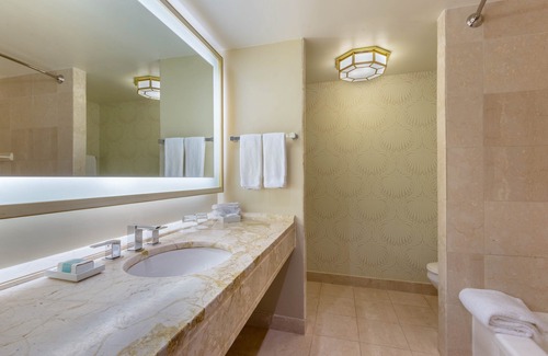 Downtown Montreal Hotel | Hotel Omni Mont-Royal