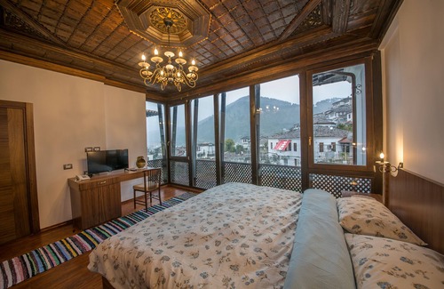 Berat Hotel | Hotel Onufri