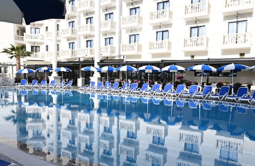 Golem Hotel | Hotel Onufri