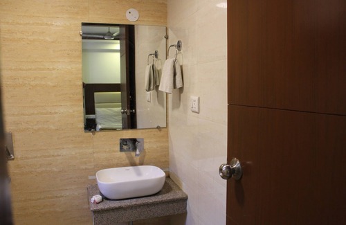 South West Hotel | Hotel Opal Inn
