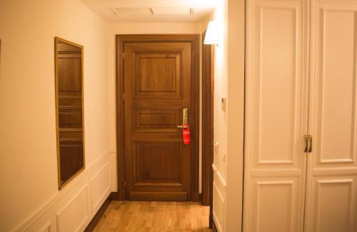 Tirana Hotel | Hotel Opera