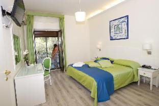 Vico Equense Hotel | Hotel Oriente