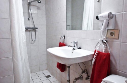 Hliðar Hotel | Hotel Orkin