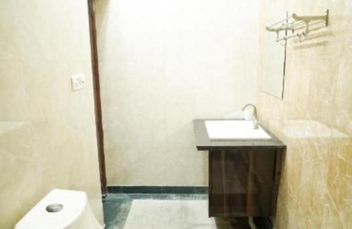 East of Kailash Hotel | Hotel Oscar - ISKCON TEMPLE ROAD