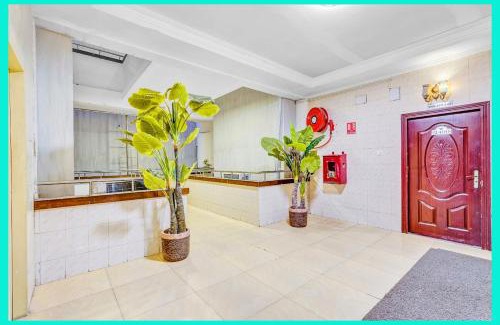 Varanasi Hotel | HOTEL - P & D - PALACE Near Kashi Vishwanath Temple - Fully Air Conditioning With Free Wi-Fi Facilities - BEST HOTEL IN VARANASI