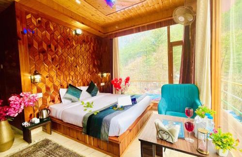 Kasol Hotel | Hotel Pablo Escobar