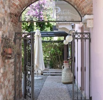 Sirmione Old Town Hotel | Hotel Pace