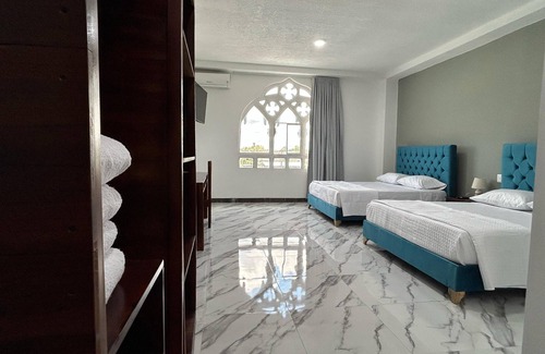Esmeraldas Hotel | Hotel Palace