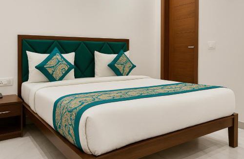 Mahipalpur Extension Hotel | Hotel Palm View by JMD Group
