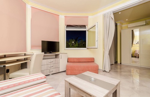 Postup Apartment | Hotel Pansion Villa Antonio - Standard Triple Room 13