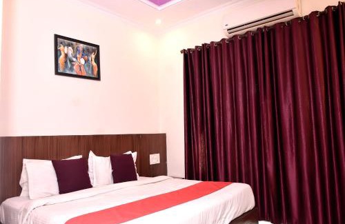 Khajuraho Hotel | Hotel Paramod Palace