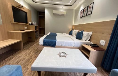 Karol Bagh Hotel | Hotel Paras