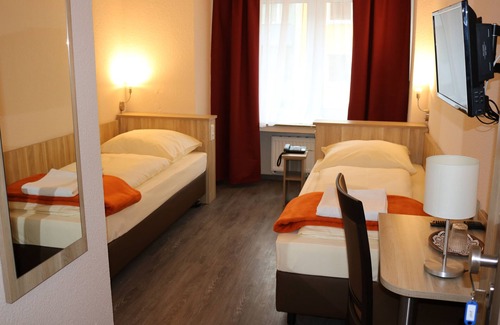 Stadtmitte Hotel | Hotel Paris