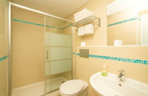 Menton Hotel | Hotel Parisien