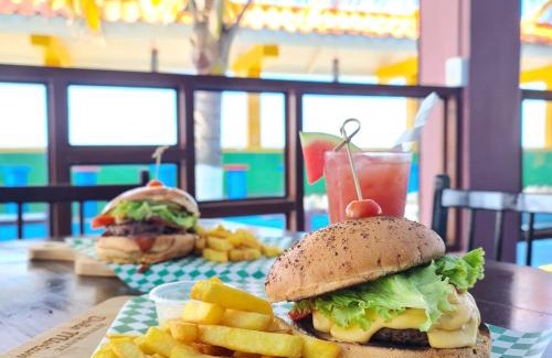 La Ceiba Hotel | Hotel Partenon Beach