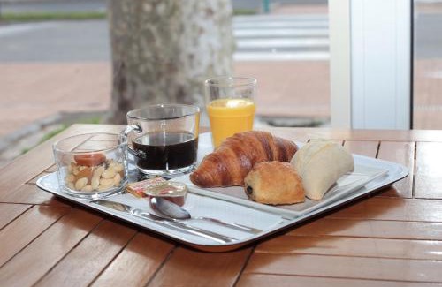 Menton Hotel | Hotel Pavillon Imperial