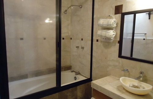 Bernal Hotel | Hotel Peña Real