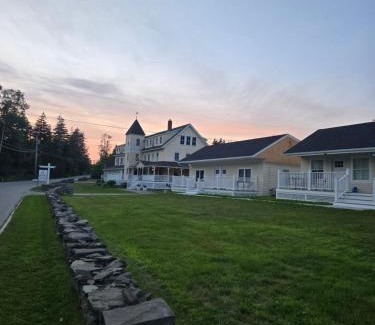 Pemaquid Point Hotel | Hotel Pemaquid