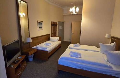 West Berlin Centre House | Hotel Pension Arche