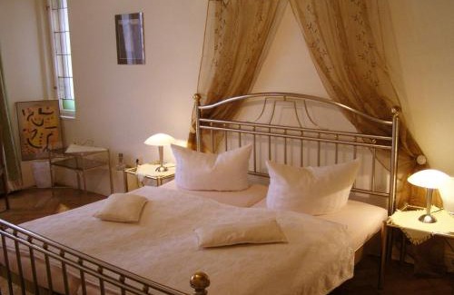 Friedenau House | Hotel Pension Senta