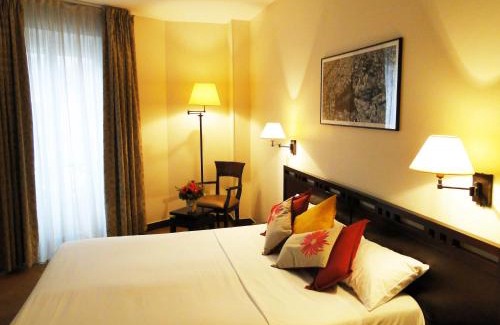 Quartier du Faubourg-Montmartre Hotel | Hotel Petit Lafayette
