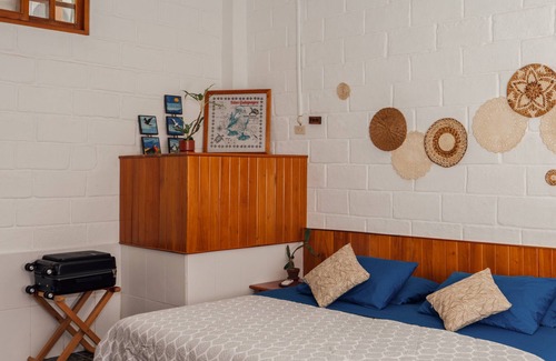 Puerto Baquerizo Moreno Hotel | Hotel Pimampiro