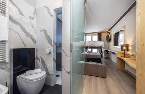 Passo del Tonale Hotel | Hotel Piandineve