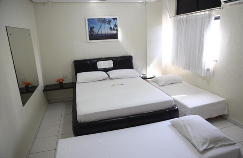Pituba Hotel | Hotel Piramide Pituba - Rua Pernambuco